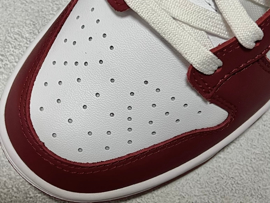 NIKE DUNK LOW WHITE RED