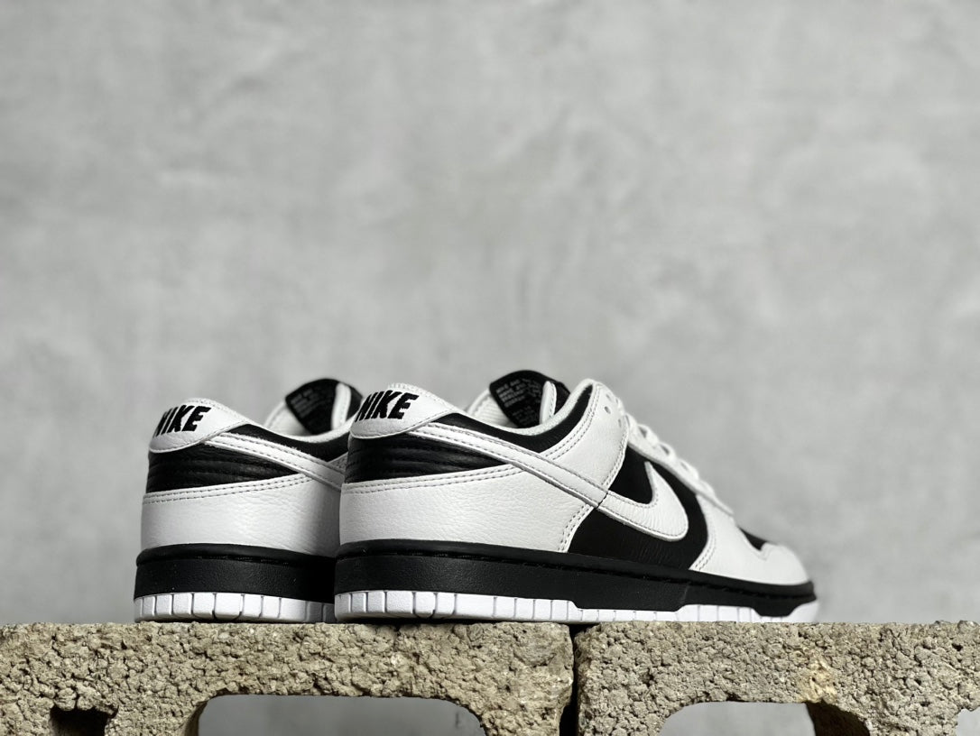NIKE DUNK LOW WHITE BLACK