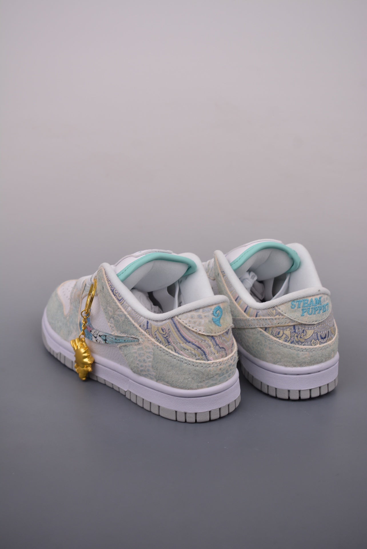 NIKE DUNK LOW WHITE GREEN