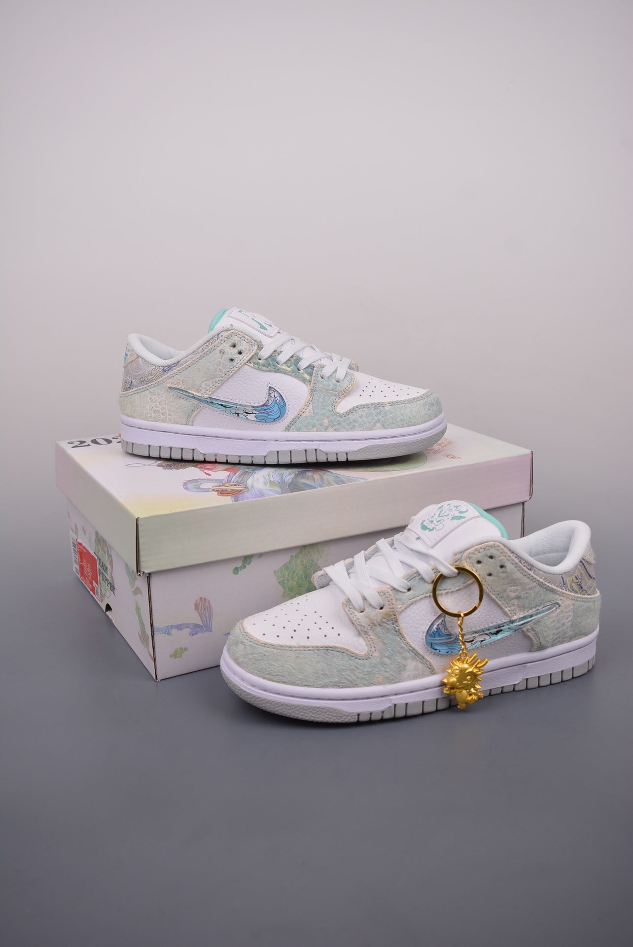 NIKE DUNK LOW WHITE GREEN