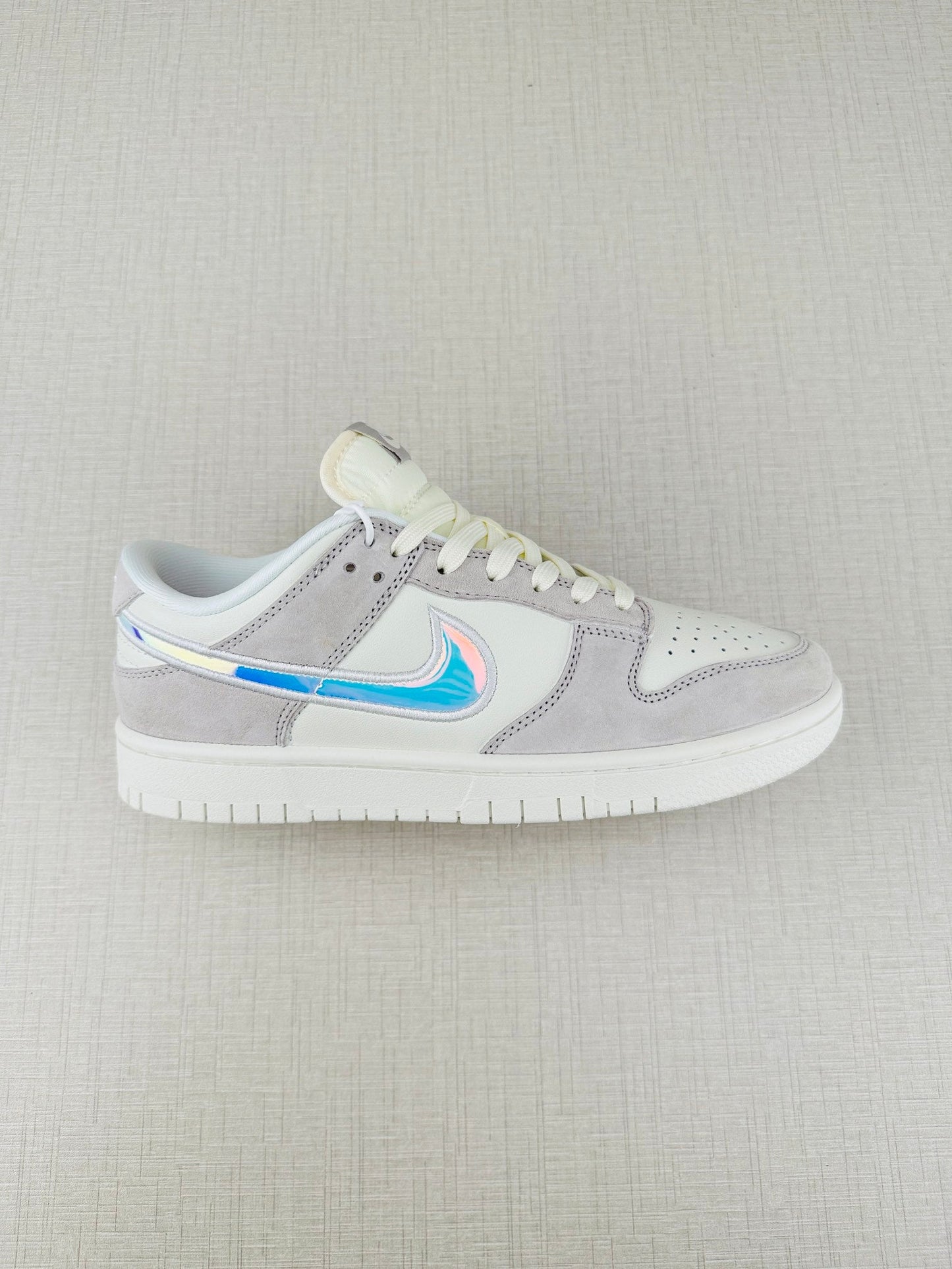 NIKE DUNK LOW WHITE GREY BLUE