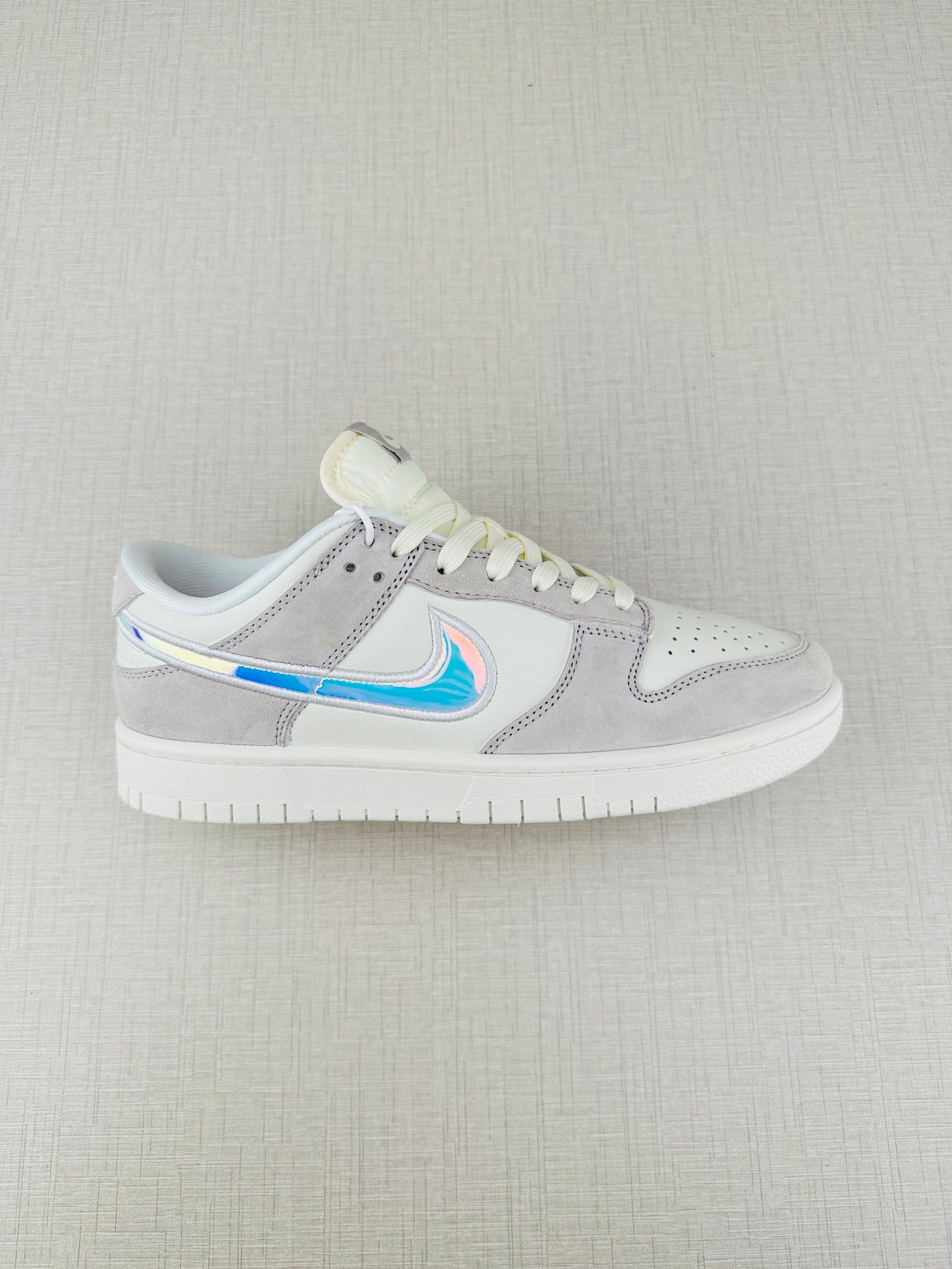 NIKE DUNK LOW WHITE GREY BLUE
