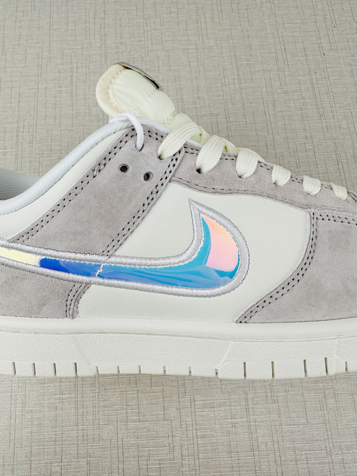 NIKE DUNK LOW WHITE GREY BLUE