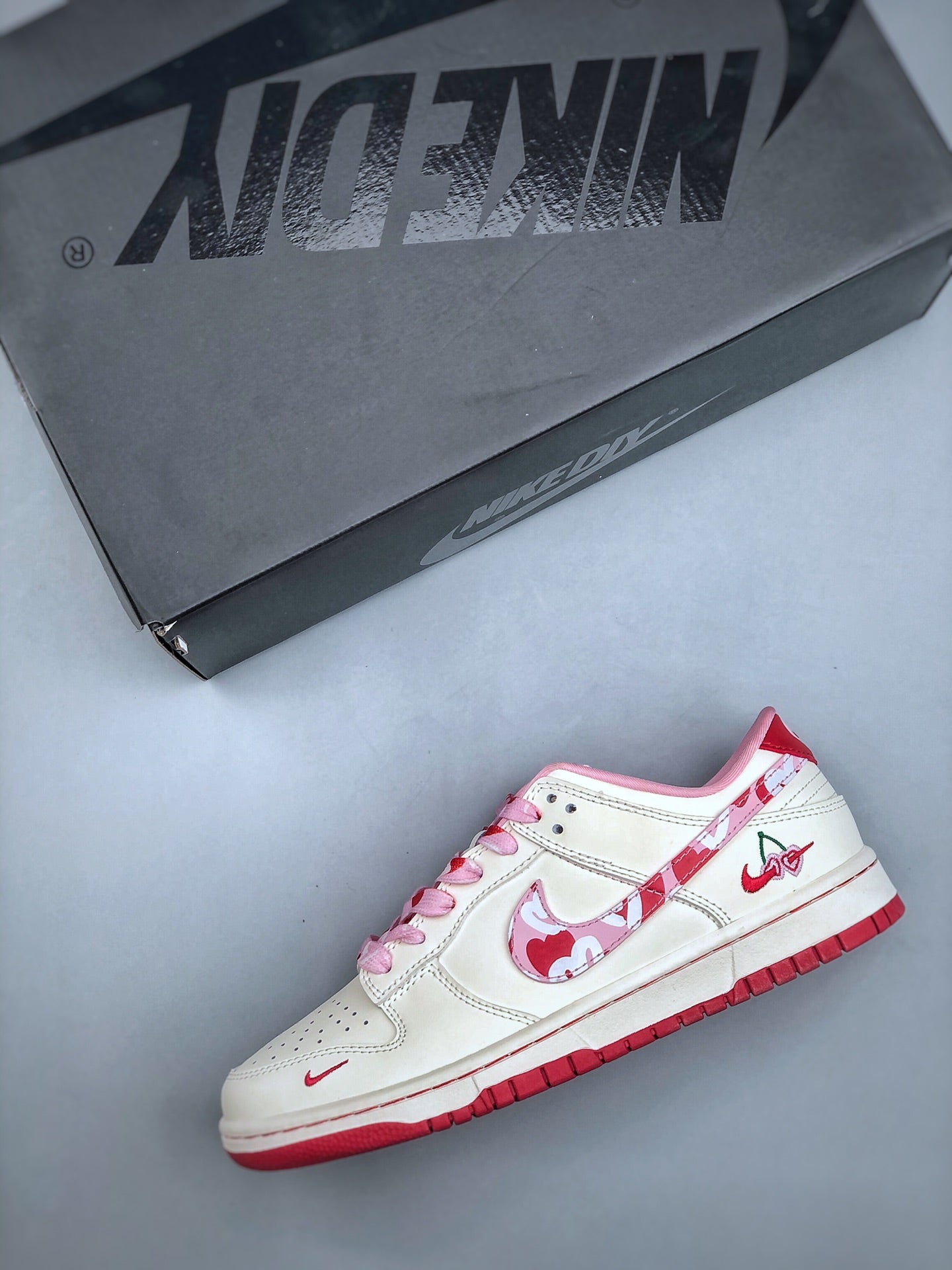 NIKE DUNK LOW BEIGE PINK