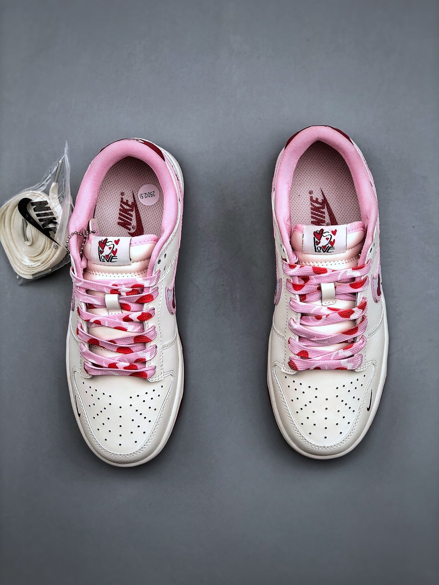 NIKE DUNK LOW BEIGE PINK
