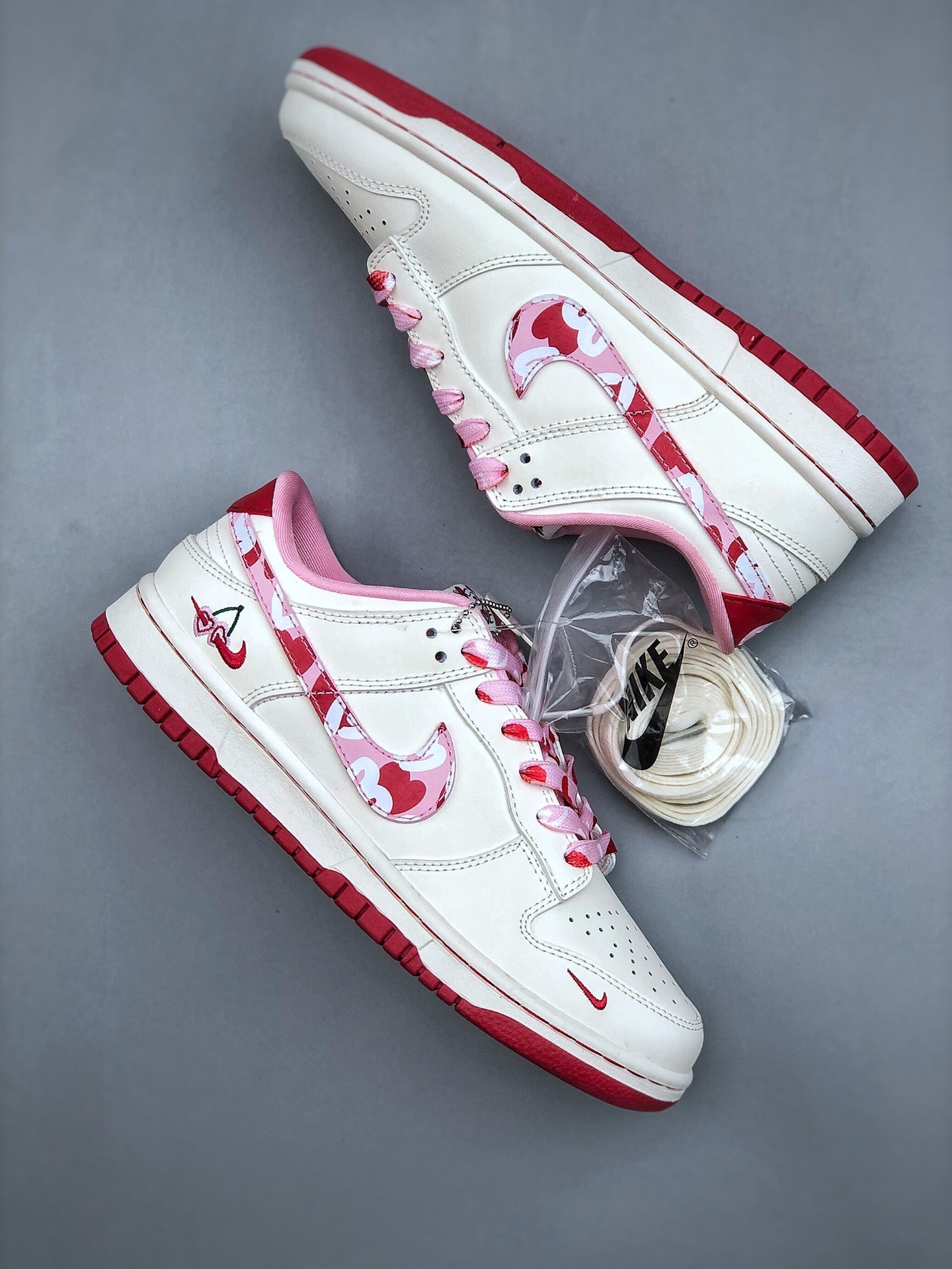 NIKE DUNK LOW BEIGE PINK