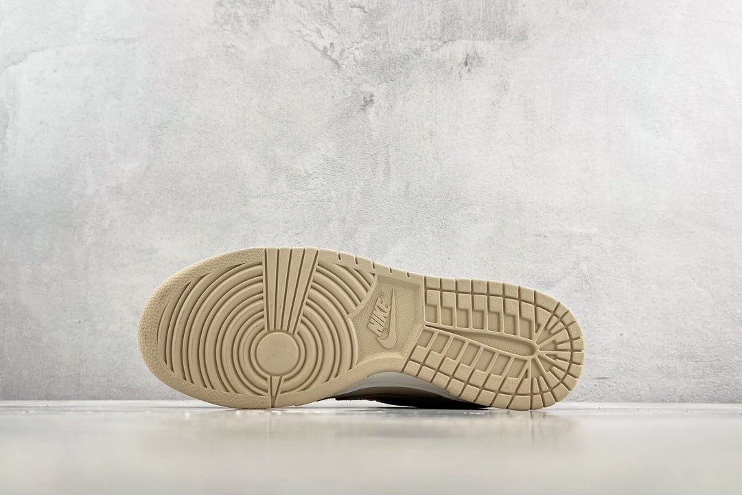 NIKE DUNK LOW BEIGE