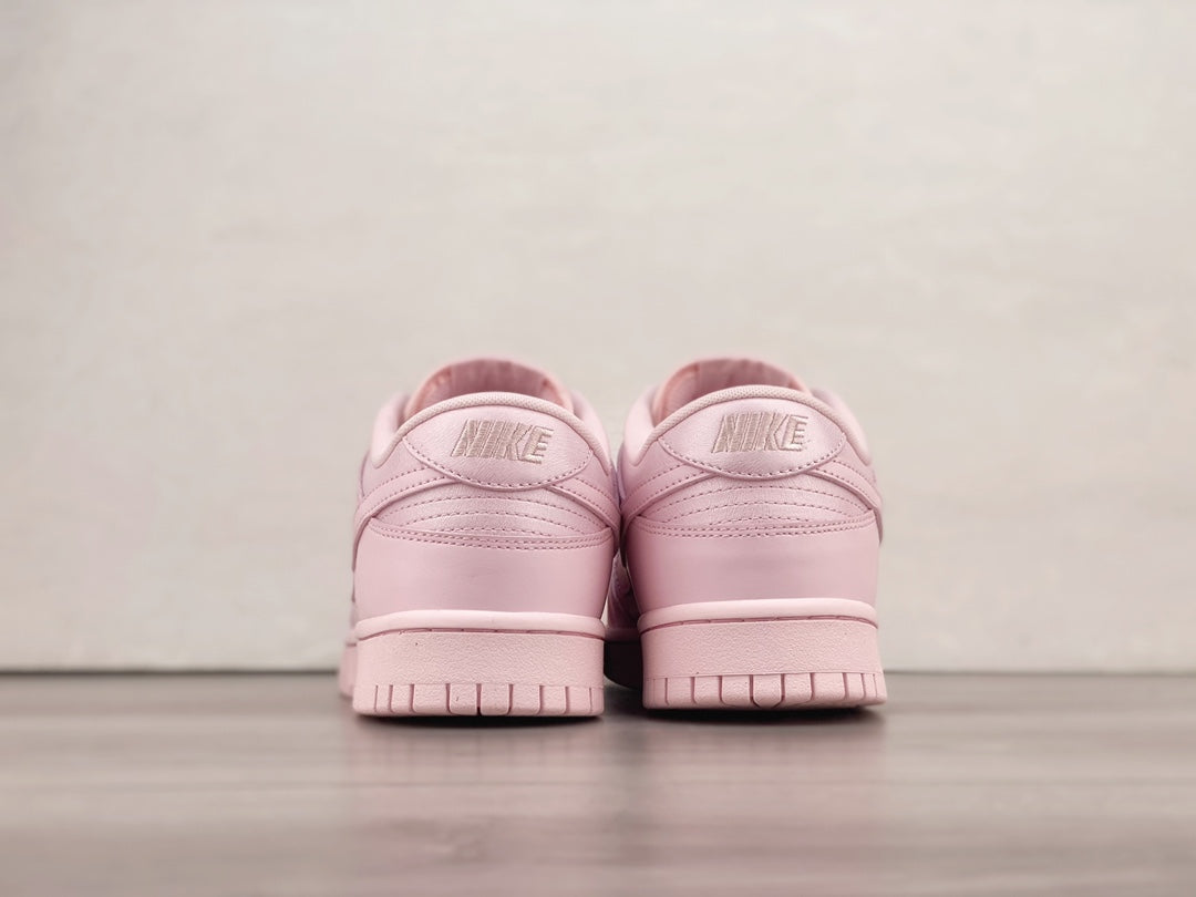 NIKE DUNK LOW PINK