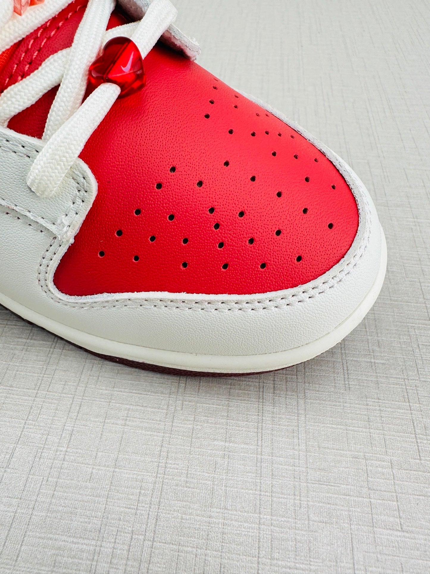 NIKE DUNK LOW RED