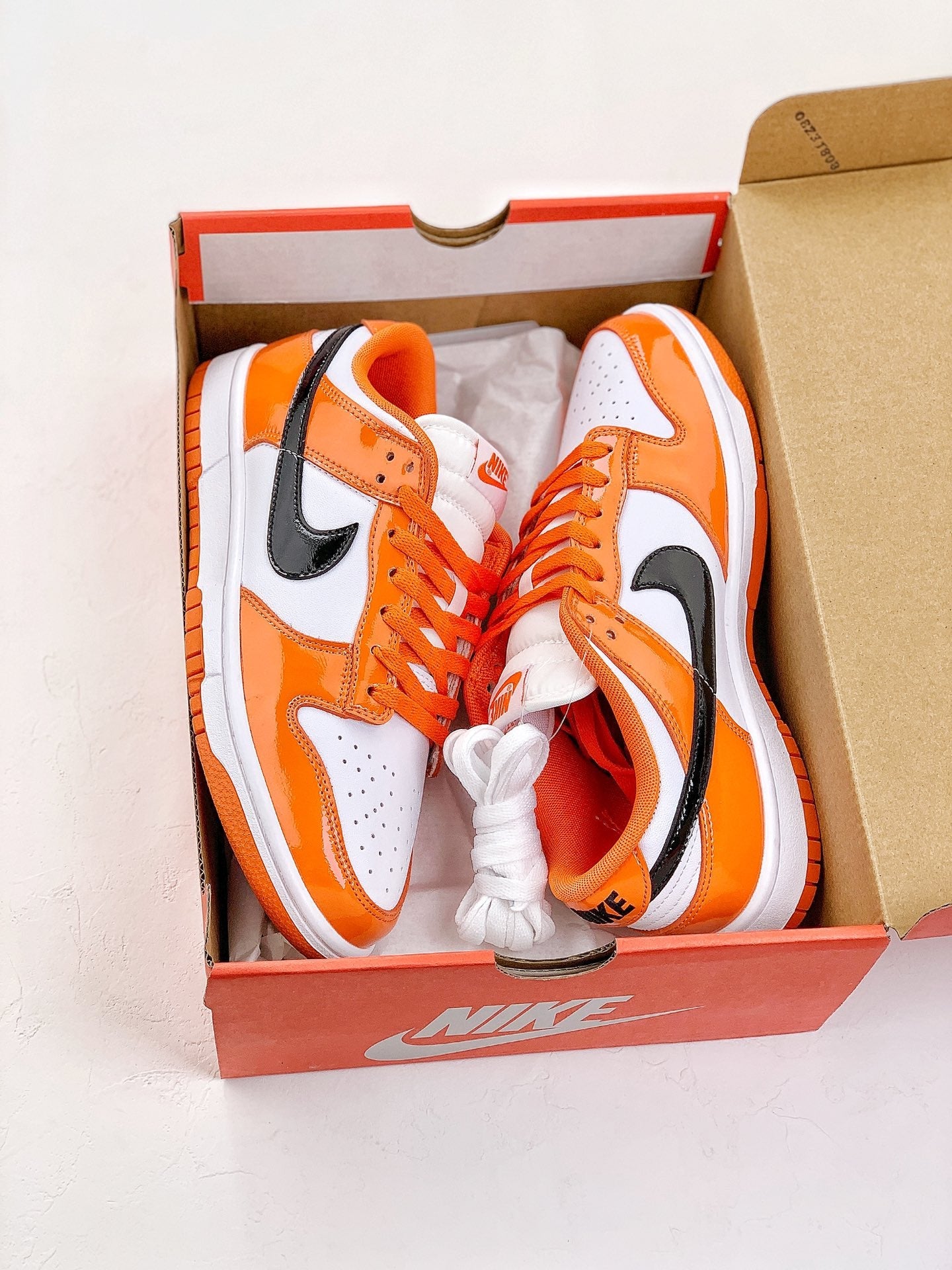 NIKE DUNK LOW ORANGE