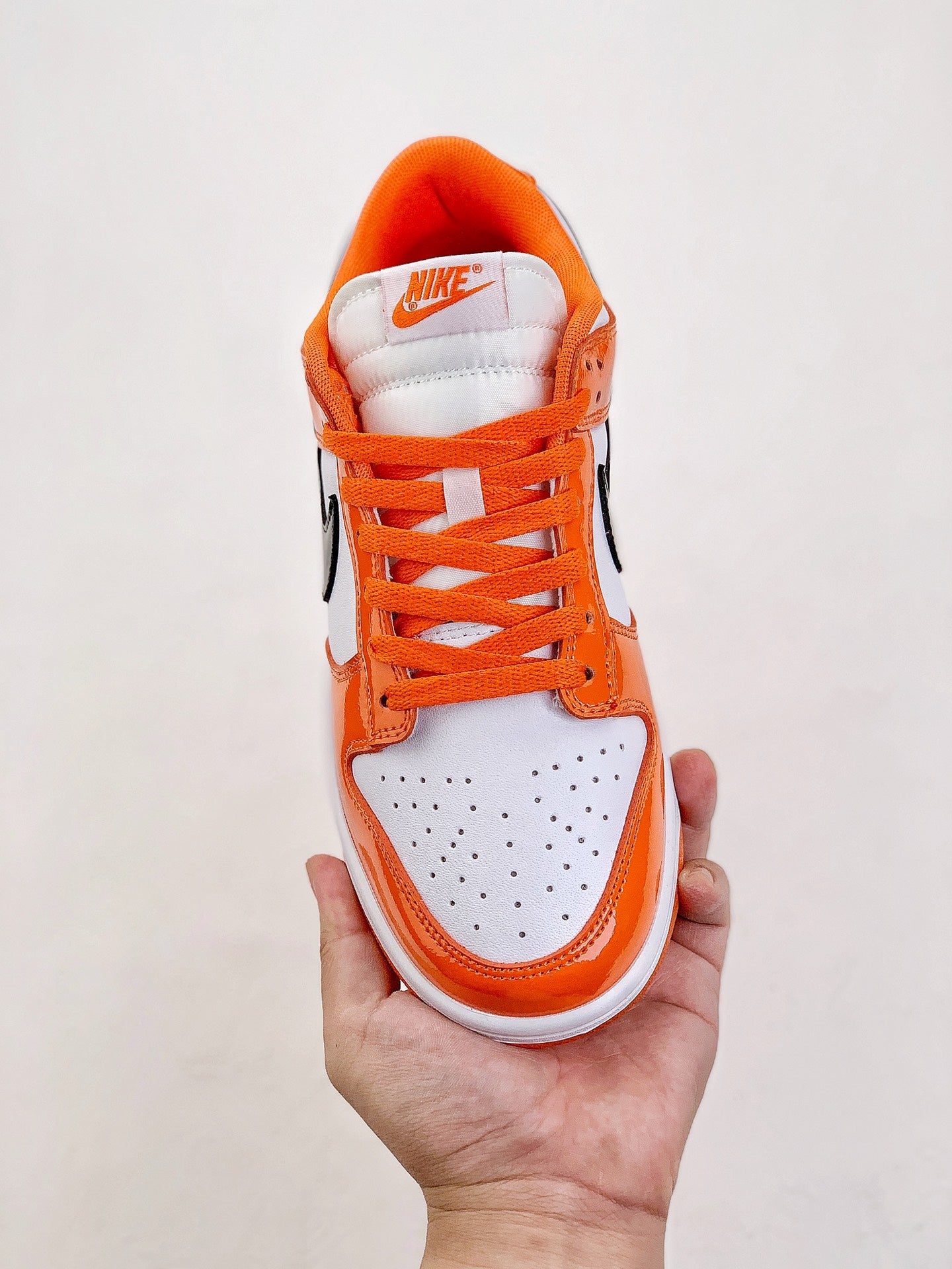NIKE DUNK LOW ORANGE