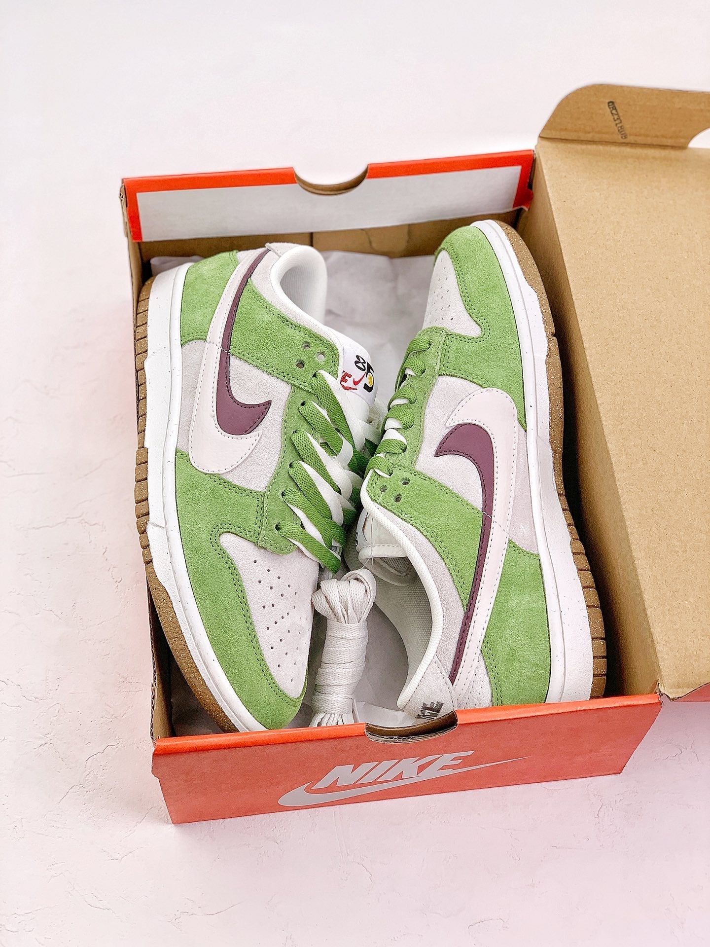 NIKE DUNK LOW WHITE GREEN