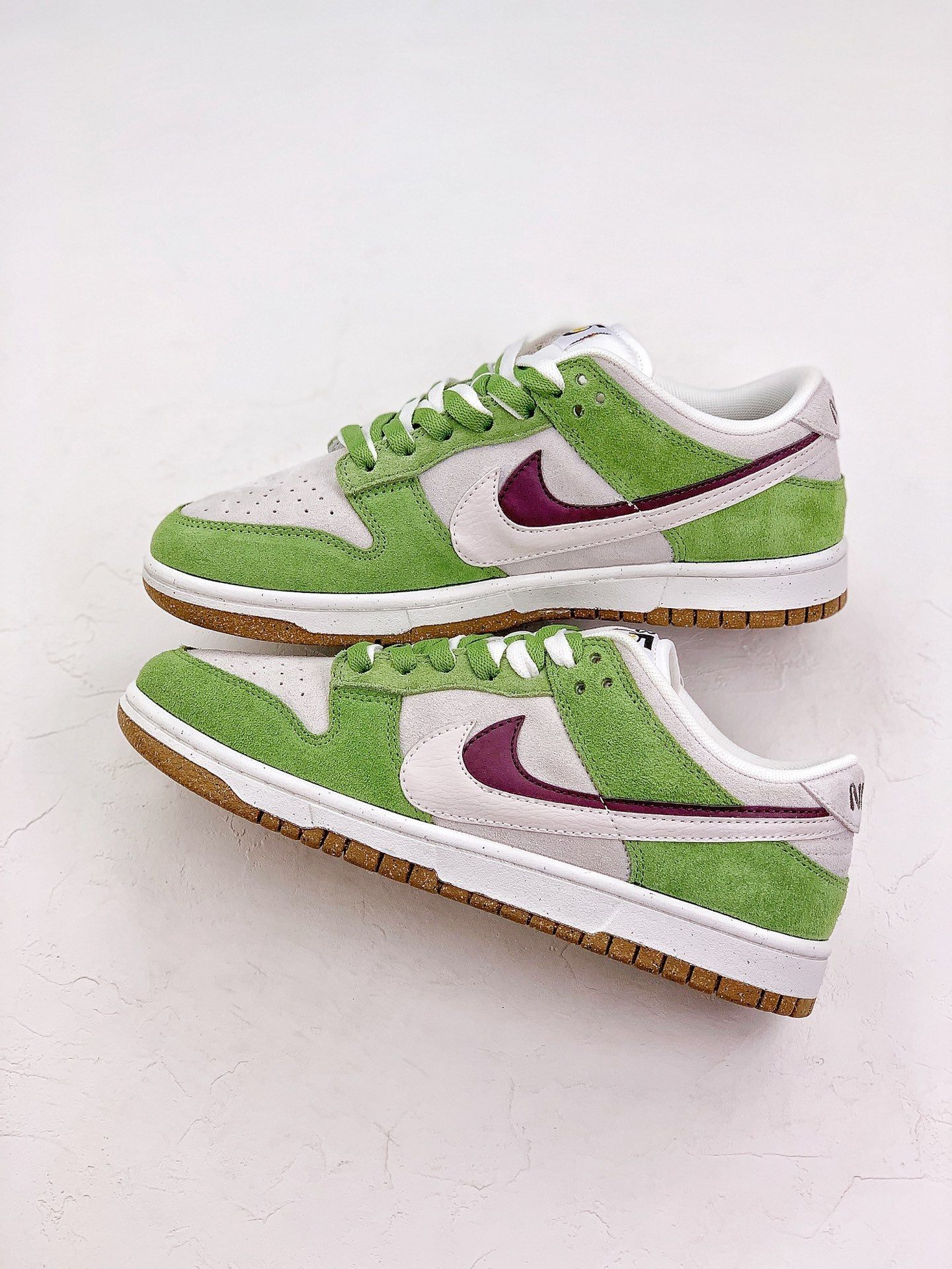 NIKE DUNK LOW WHITE GREEN