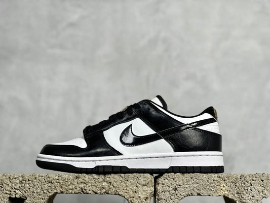 NIKE DUNK LOW PANDA WHITE BLACK