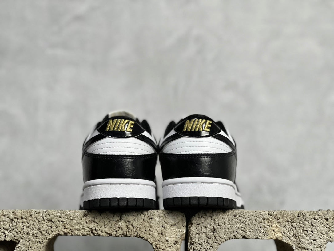 NIKE DUNK LOW PANDA WHITE BLACK