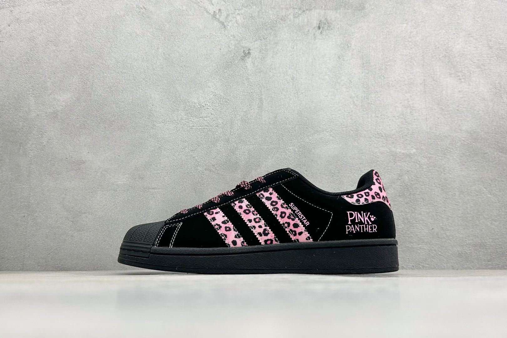 Adidas Superstar x Pink Panther – La légende urbaine