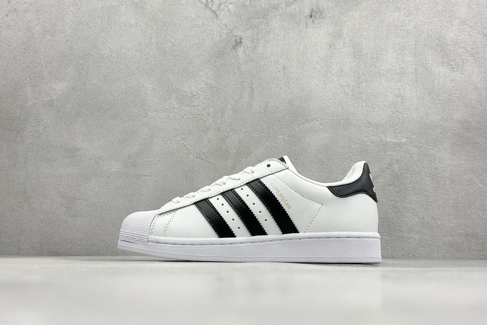 Adidas Superstar – La légende urbaine