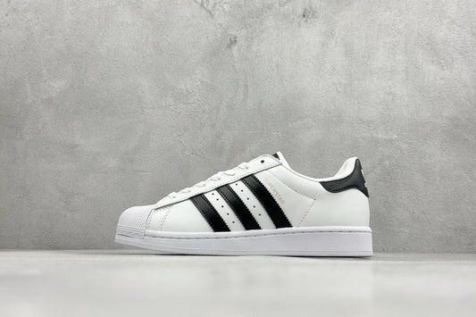 Adidas Superstar – La légende urbaine