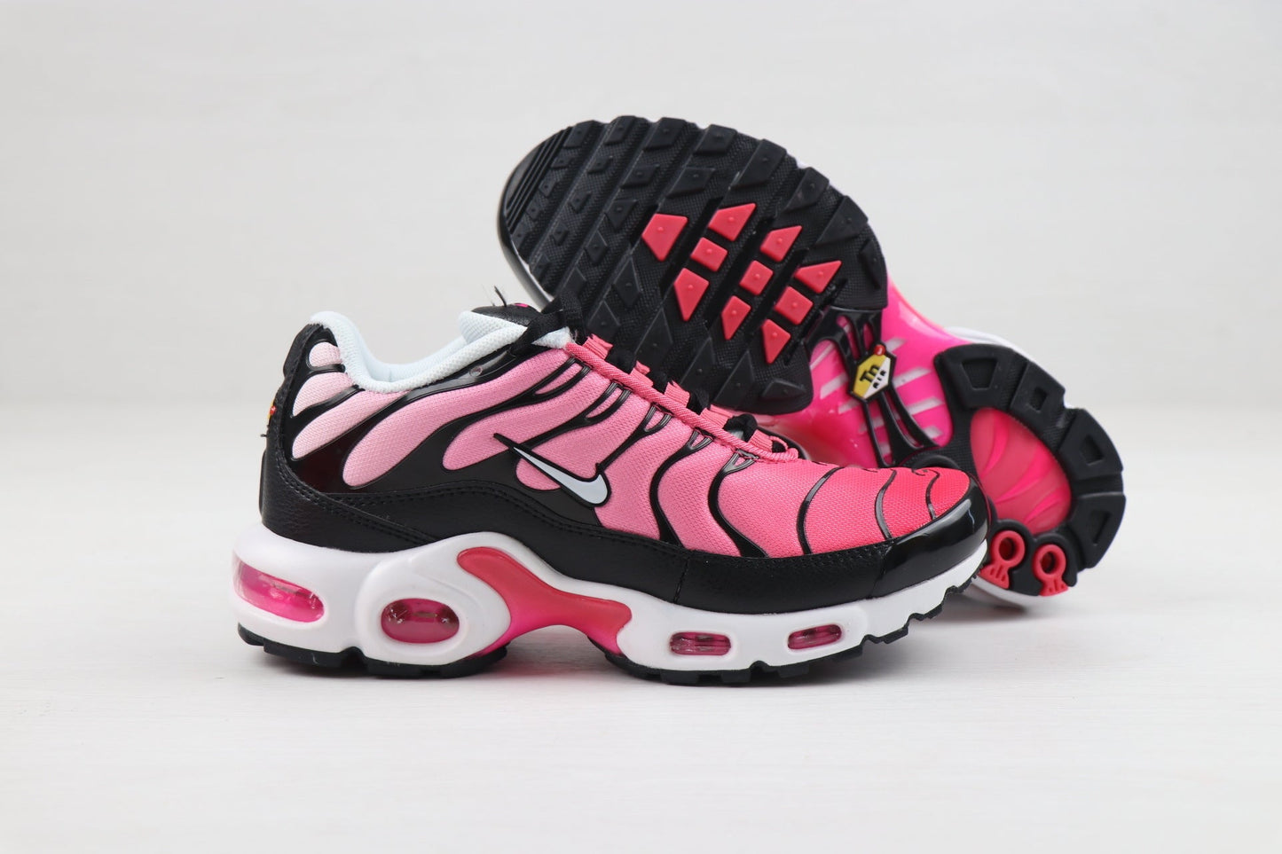 Nike Air Max Plus TN - Rose - La Sneaker légendaire