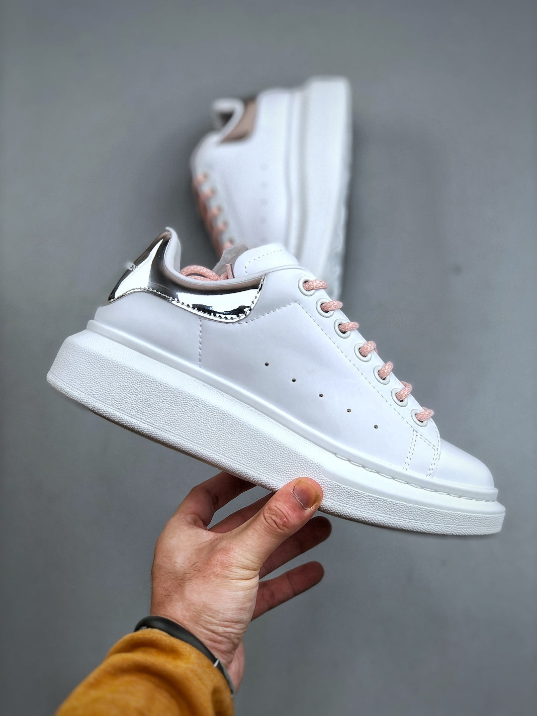 Alexander McQueen – Baskets Oversized Premium