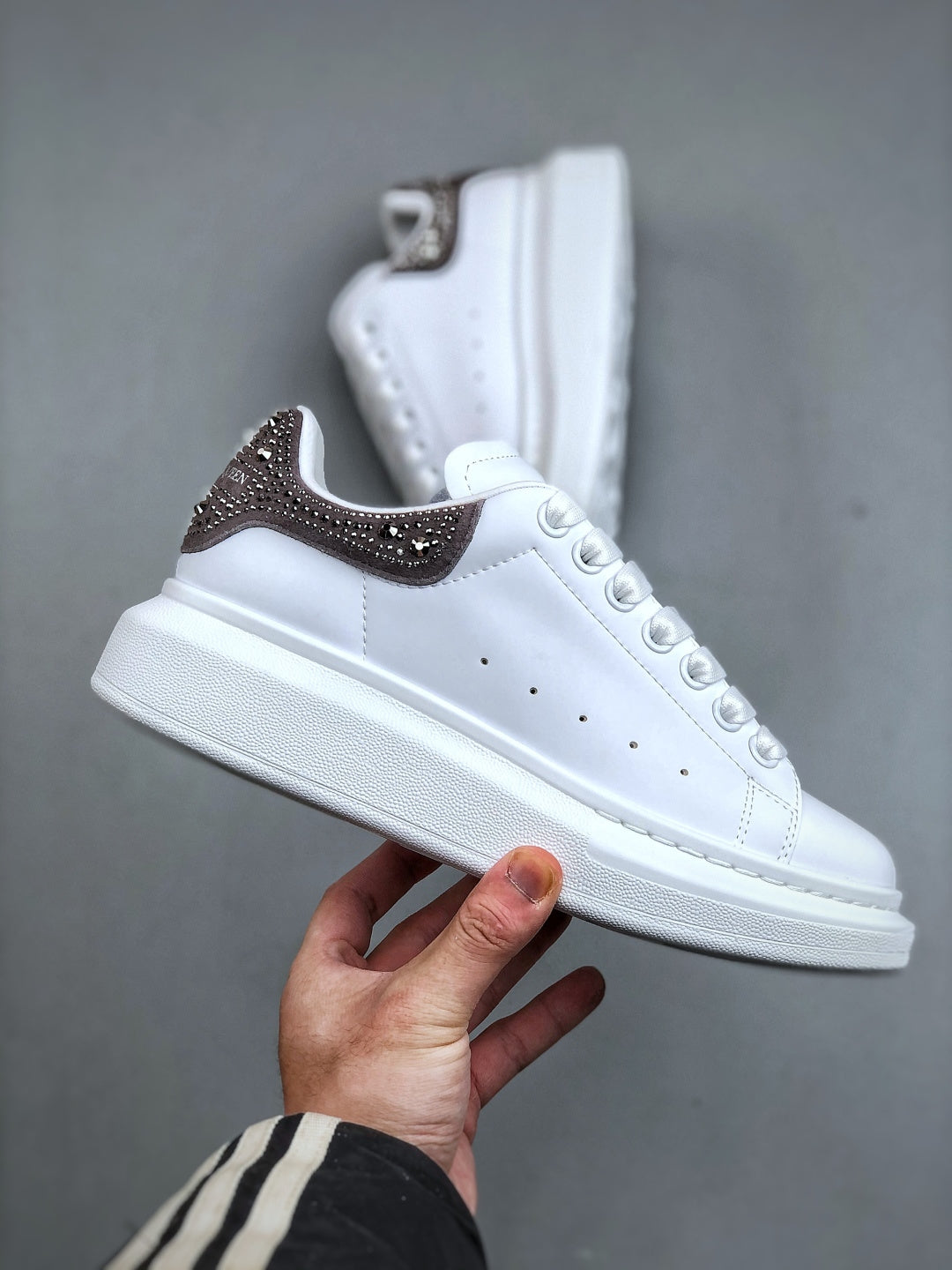 Alexander McQueen – Baskets Oversized Premium