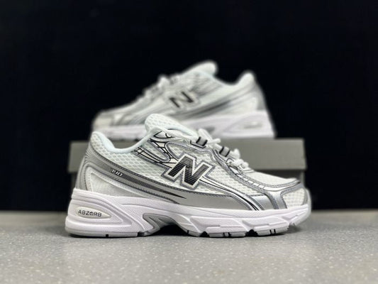 New Balance 740 – Sneakers Iconiques