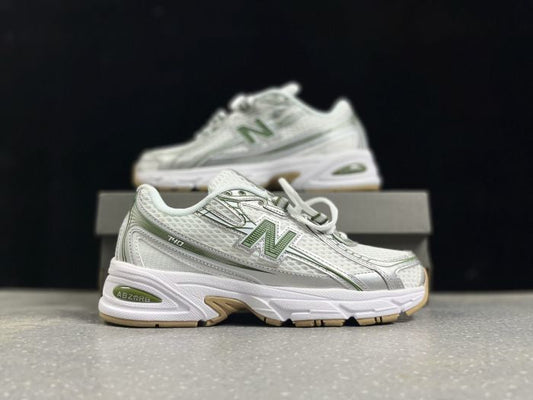 New Balance 740 – Sneakers Iconiques