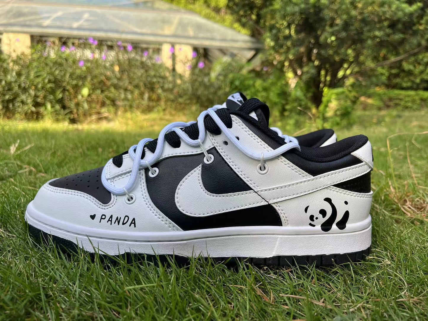 Nike Dunk Low - Panda - L’icône sneakers