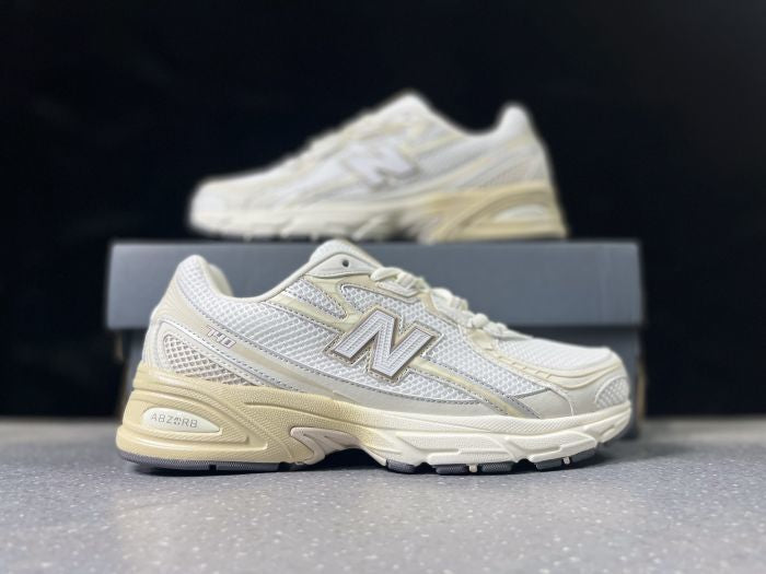 New Balance 740 – Sneakers Iconiques