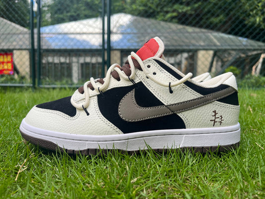 Nike Dunk Low - Crème Noir - L’icône sneakers