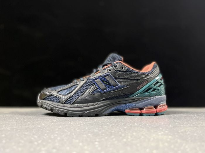 New Balance 1906 – Confort & style rétro
