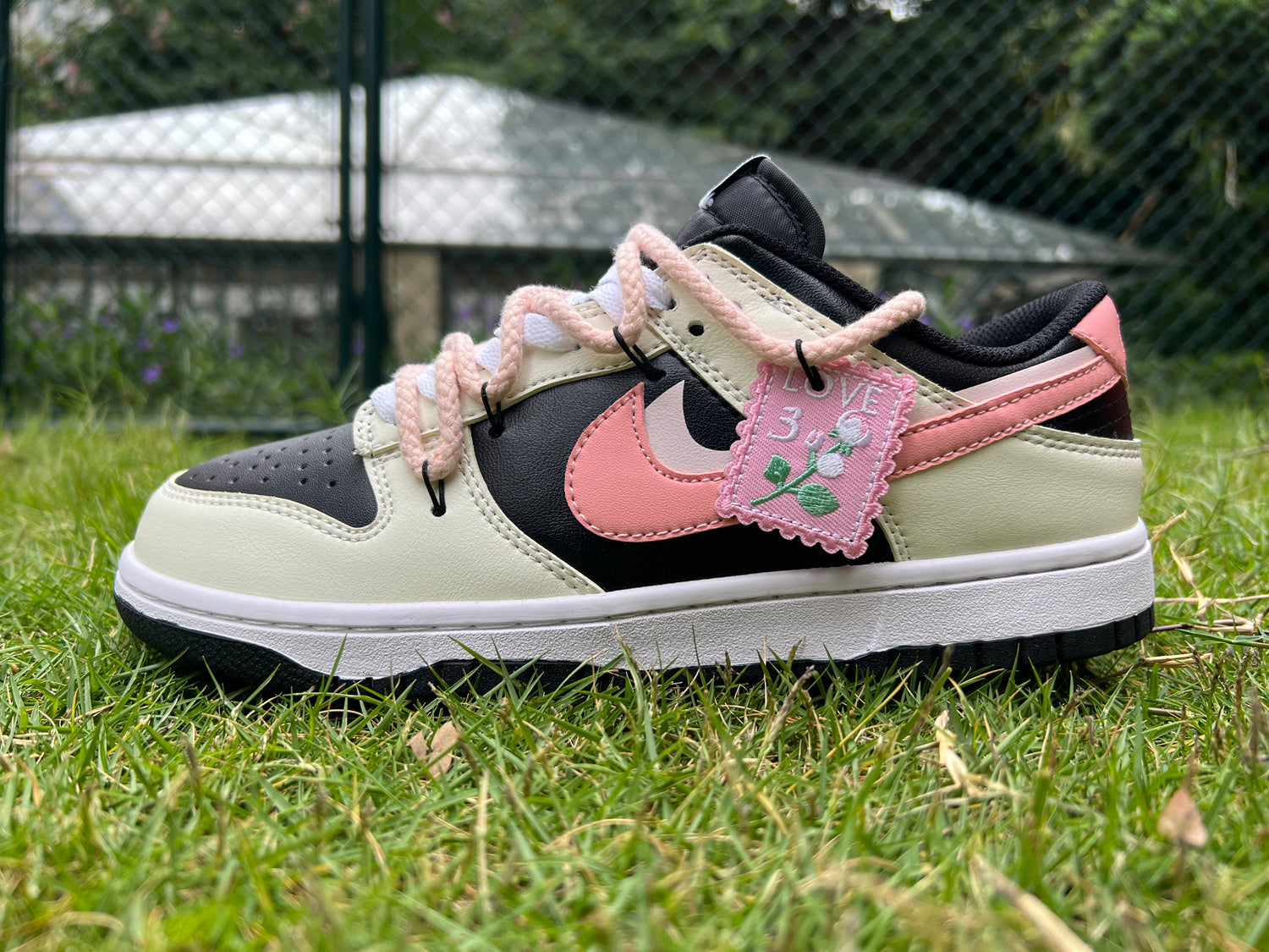 Nike Dunk Low - Love - L’icône sneakers