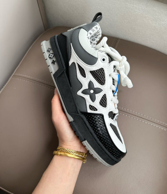 SNEAKERS LOUIS VUITTON SKATE LV BLACK & GREY