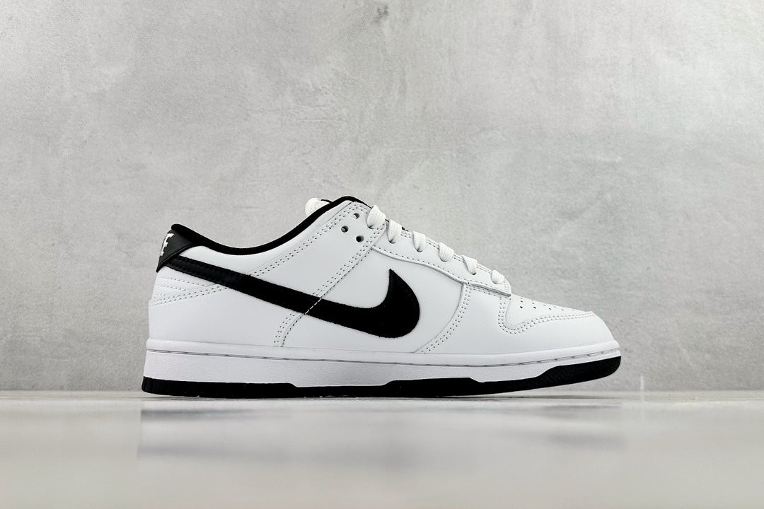 NIKE DUNK LOW REVERSE PANDA WHITE
