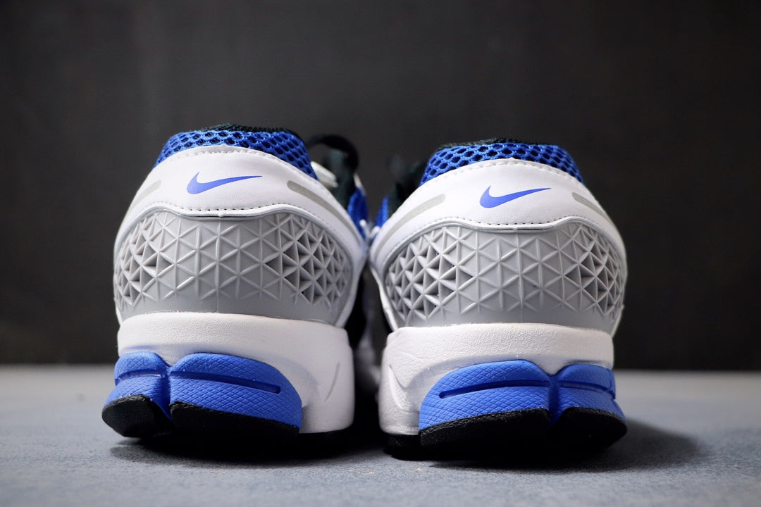 NIKE ZOOM VOMERO 5 BLUE