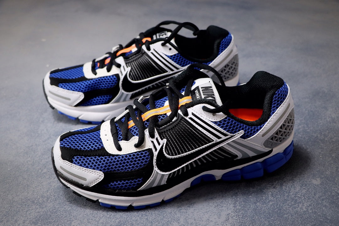NIKE ZOOM VOMERO 5 BLUE