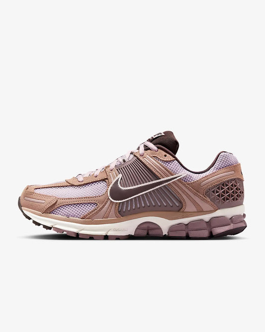 NIKE ZOOM VOMERO 5 BEIGE