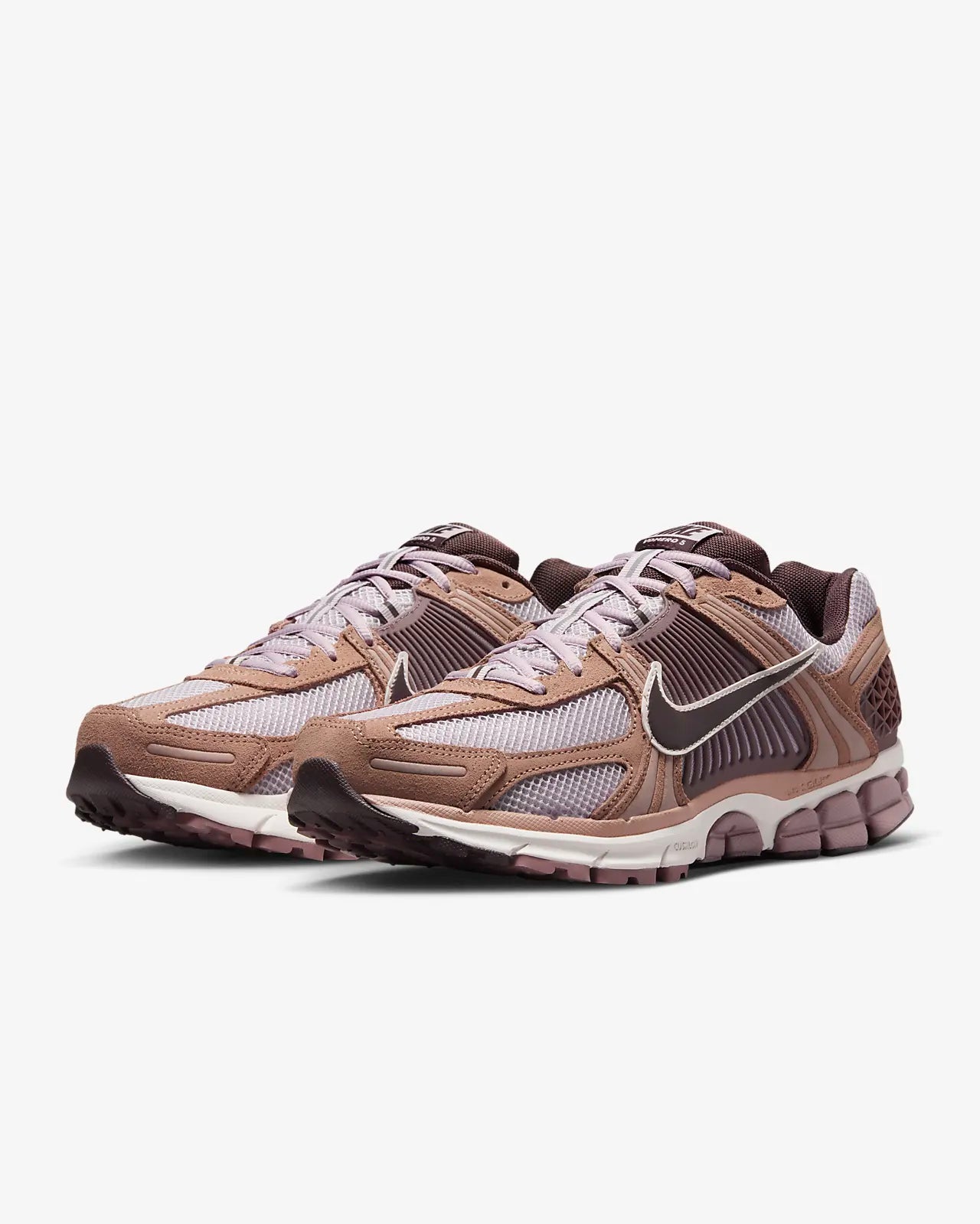 NIKE ZOOM VOMERO 5 BEIGE