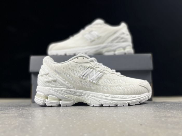 NEW BALANCE NB 1906 R BEIGE
