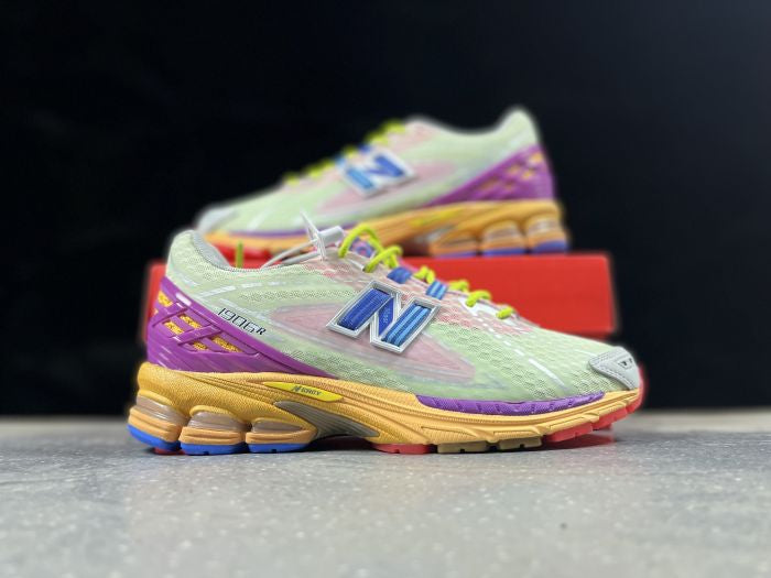 NEW BALANCE NB 1906 R JAUNE VERT VIOLET