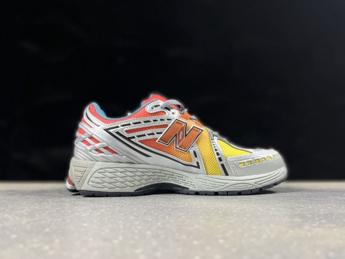 NEW BALANCE NB 1906 R JAUNE ORANGE