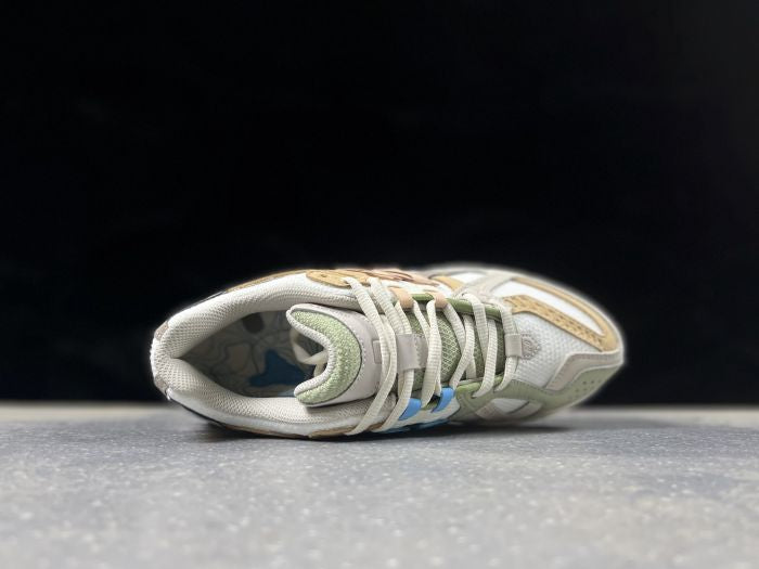 NEW BALANCE NB 1906 R BEIGE BLEU