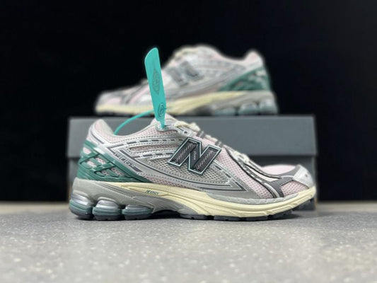NEW BALANCE NB 1906 R GRISE VERT