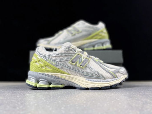 NEW BALANCE NB 1906 R GRISE VERT