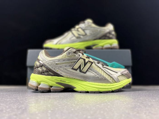 NEW BALANCE NB 1906 GRISE FLUO