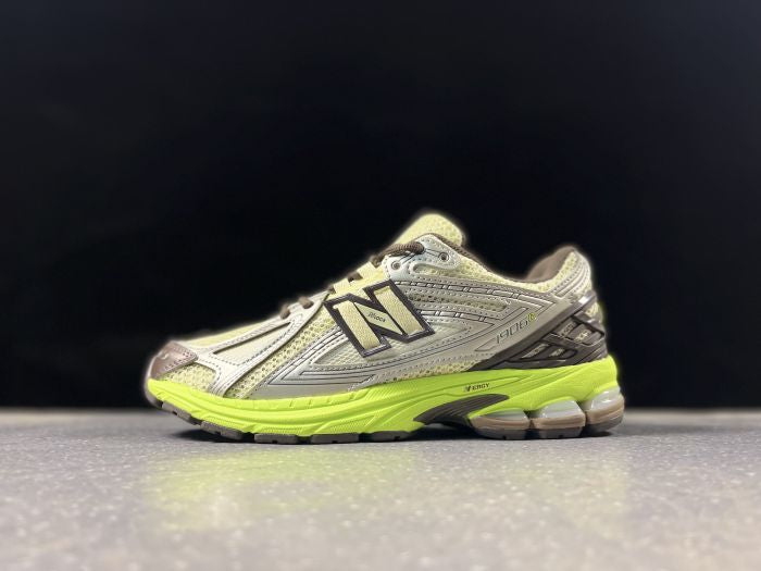 NEW BALANCE NB 1906 GRISE FLUO
