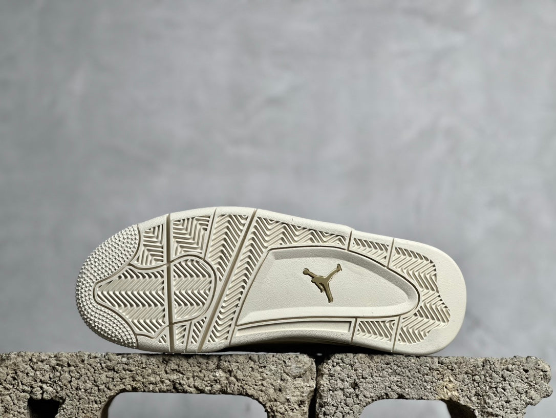 NIKE AIR JORDAN 4 RETRO WHITE BEIGE