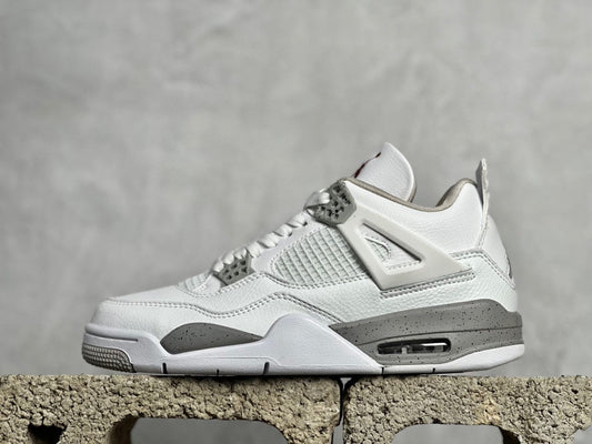 NIKE AIR JORDAN 4 RETRO WHITE GREY