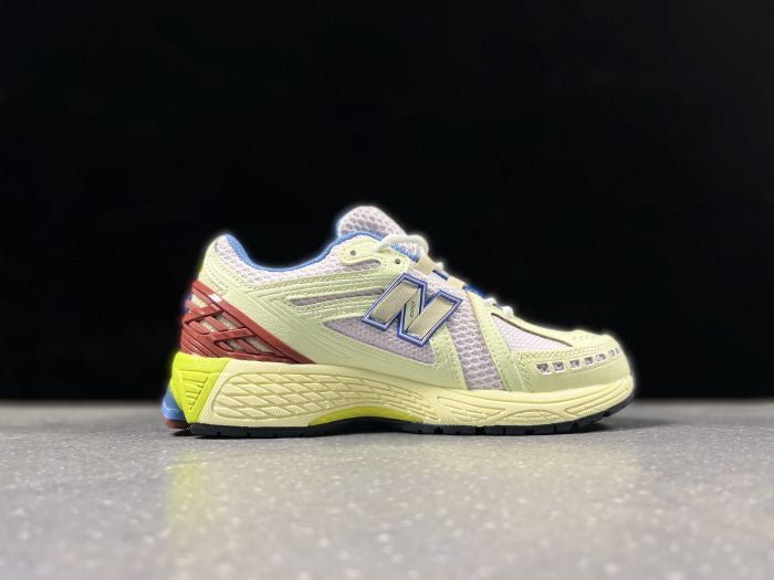 NEW BALANCE NB 1906 R
