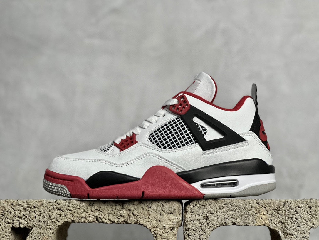NIKE AIR JORDAN 4 RETRO WHITE RED
